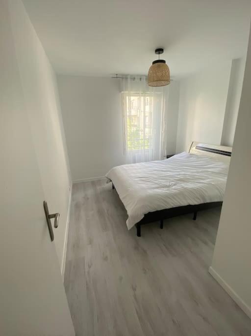 Apartment A 1 Minute Du Stade De France